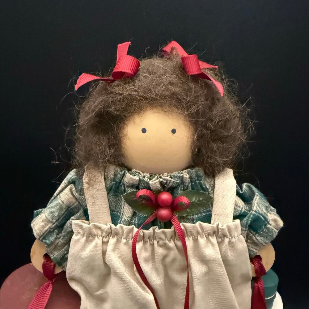 1989 Ladie And Friends  Inc Lizzie High Wood Doll Collectible Decor Vintage